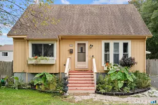 172 Andrew Ave, Naugatuck, CT 06770 - Photo 1