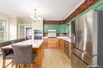 653 Vauxhall St Extension, Waterford, CT 06385 - Photo 11