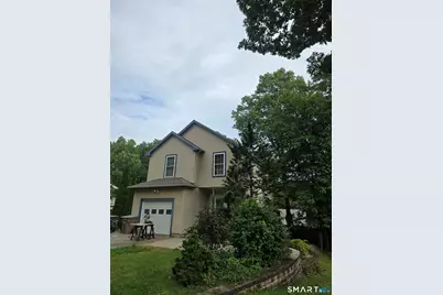 25 Oakwood Road, East Lyme, CT 06357 - Photo 1
