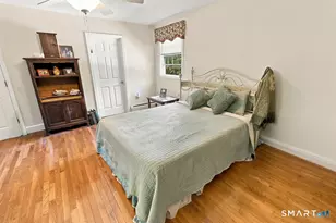 25 Oakwood Rd, East Lyme, CT 06357 - Photo 25