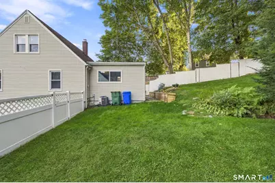 15 Ashland Avenue, Waterbury, CT 06708 - Photo 27