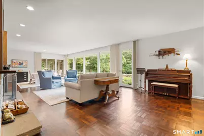 10 Fox Hill Road, Woodbridge, CT 06525 - Photo 9
