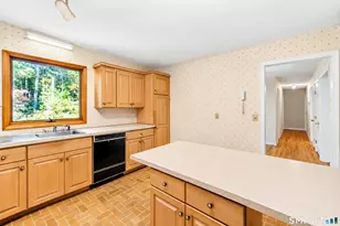 77 Stone Boat Rd, Guilford, CT 06437 - Photo 9