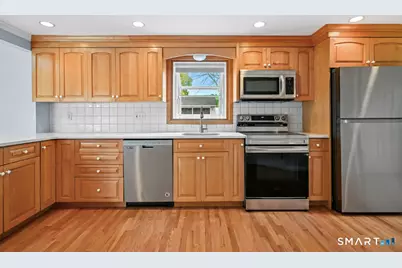 680 Jennings Road, Fairfield, CT 06824 - Photo 7