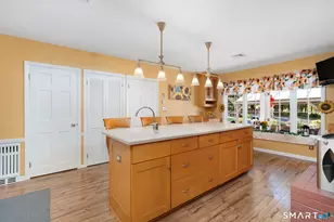 266 Heritage Rd, Putnam, CT 06260 - Photo 5
