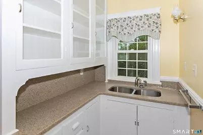 9 Floral Avenue #A, Thompson, CT 06255 - Photo 11