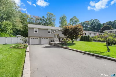 44 Lexton Drive, Farmington, CT 06032 - Photo 1