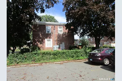 Court D 76 Success Avenue #28, Bridgeport, CT 06610 - Photo 5