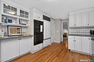 58 Fox Den Rd, Glastonbury, CT 06033 - Photo 9