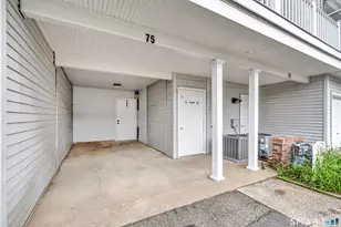 75 Staffordshire Commons Dr, Wallingford, CT 06492 - Photo 3