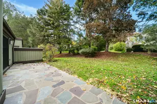 85 Heritage Vlg, Southbury, CT 06488 - Photo 27