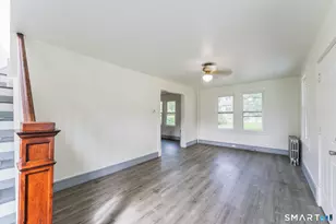 40 Doane St, Manchester, CT 06042 - Photo 9