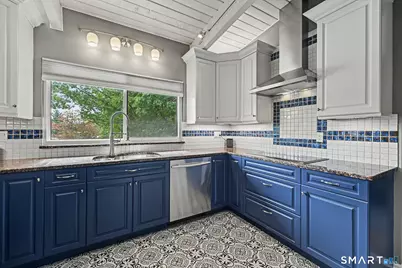 100 Gillies Lane #100, Norwalk, CT 06854 - Photo 5