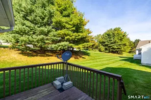 13 Oakview Pl, Vernon, CT 06066 - Photo 3