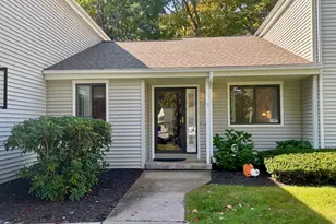 35 Nutmeg Rd, Middlebury, CT 06762 - Photo 1