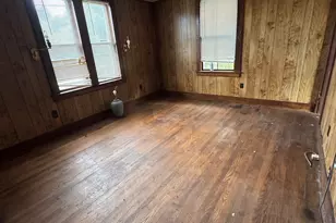 26 Grand St, Seymour, CT 06483 - Photo 9