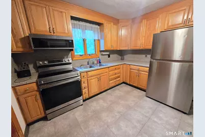 170 Douglas Drive, Meriden, CT 06451 - Photo 5