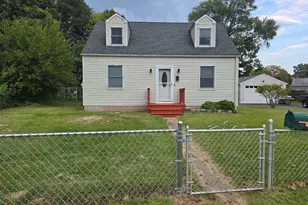 170 Douglas Dr, Meriden, CT 06451 - Photo 1