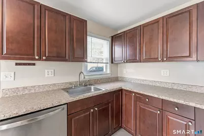 92 Seaman Circle, Manchester, CT 06040 - Photo 11