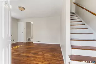 92 Seaman Cir, Manchester, CT 06040 - Photo 5