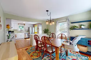 3 Middle Dr, Windsor Locks, CT 06096 - Photo 9
