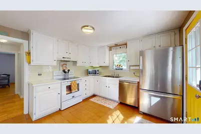 3 Middle Drive, Windsor Locks, CT 06096 - Photo 3