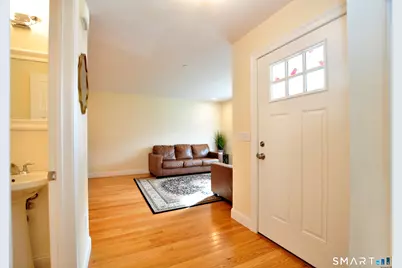 707 Old Village Circle, Windsor, CT 06095 - Photo 17