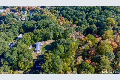 403-405 Skokorat Road, Beacon Falls, CT 06403 - Photo 33