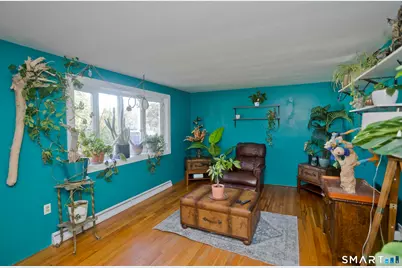 7 Marshall Drive, Enfield, CT 06082 - Photo 9