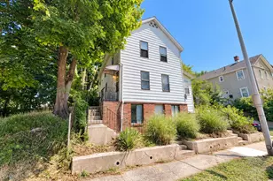 435 Myrtle St, New Britain, CT 06053 - Photo 1