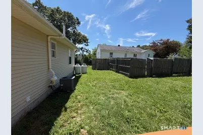 83 Essex Avenue, Waterbury, CT 06704 - Photo 27