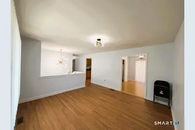 83 Essex Avenue, Waterbury, CT 06704 - Photo 5