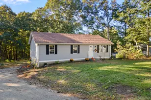 549 Squaw Rock Rd Ext, Killingly, CT 06239 - Photo 1