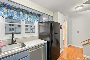 86 Metacomet Dr, Meriden, CT 06450 - Photo 7