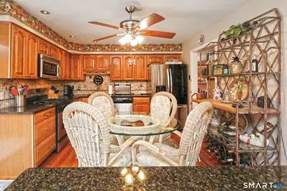 30 Lakeview Drive, Milford, CT 06460 - Photo 9