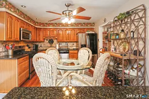 30 Lakeview Dr, Milford, CT 06460 - Photo 9