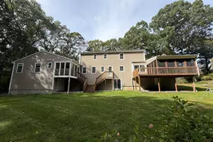 76 Bunker Hill Dr, Trumbull, CT 06611 - Photo 3