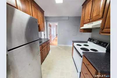 26 Maple Street #A, Windsor, CT 06095 - Photo 3