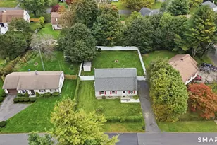 13 Corn Tassle Rd, Naugatuck, CT 06770 - Photo 3