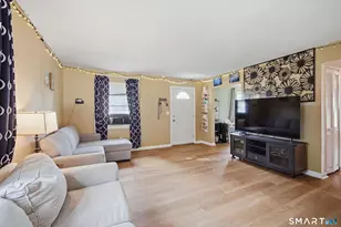 13 Corn Tassle Rd, Naugatuck, CT 06770 - Photo 15