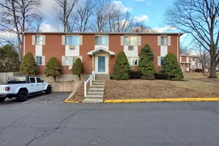 273 Queen St, Southington, CT 06489 - Photo 1