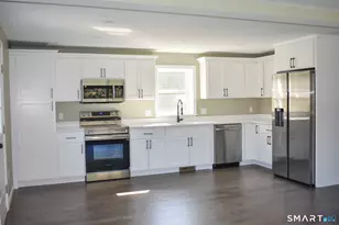 43 Hale Haven Ct, Montville, CT 06382 - Photo 5
