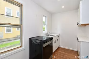 34 Washington Ave, Torrington, CT 06790 - Photo 3