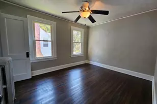 243 Oak St, Manchester, CT 06040 - Photo 11