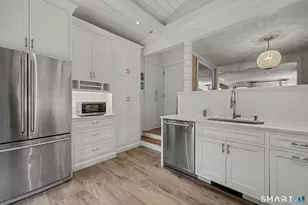 27 Lakeside Ave, Darien, CT 06820 - Photo 25