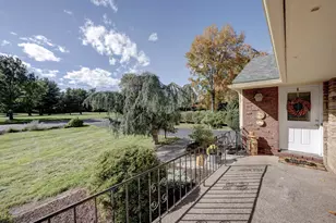 375 S Main St, Manchester, CT 06040 - Photo 9