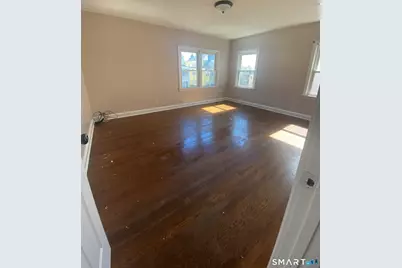 139 Sage Avenue #2ND FLOOR, Bridgeport, CT 06610 - Photo 3