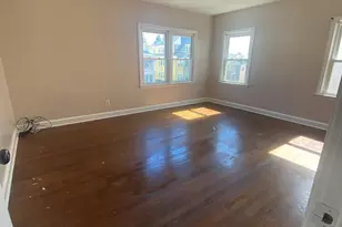 139 Sage Ave, Bridgeport, CT 06610 - Photo 3