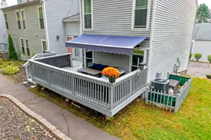 28 Glenview Dr, Cromwell, CT 06416 - Photo 7