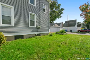 377 Park Rd, West Hartford, CT 06119 - Photo 37